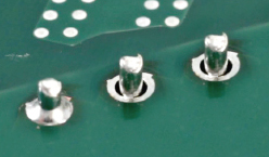 Secure desoldering, valve function that suctions with high pressure